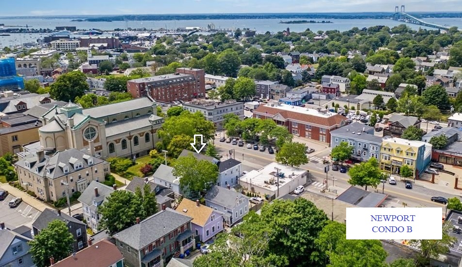 Newport Condo B - Slide 1=0h